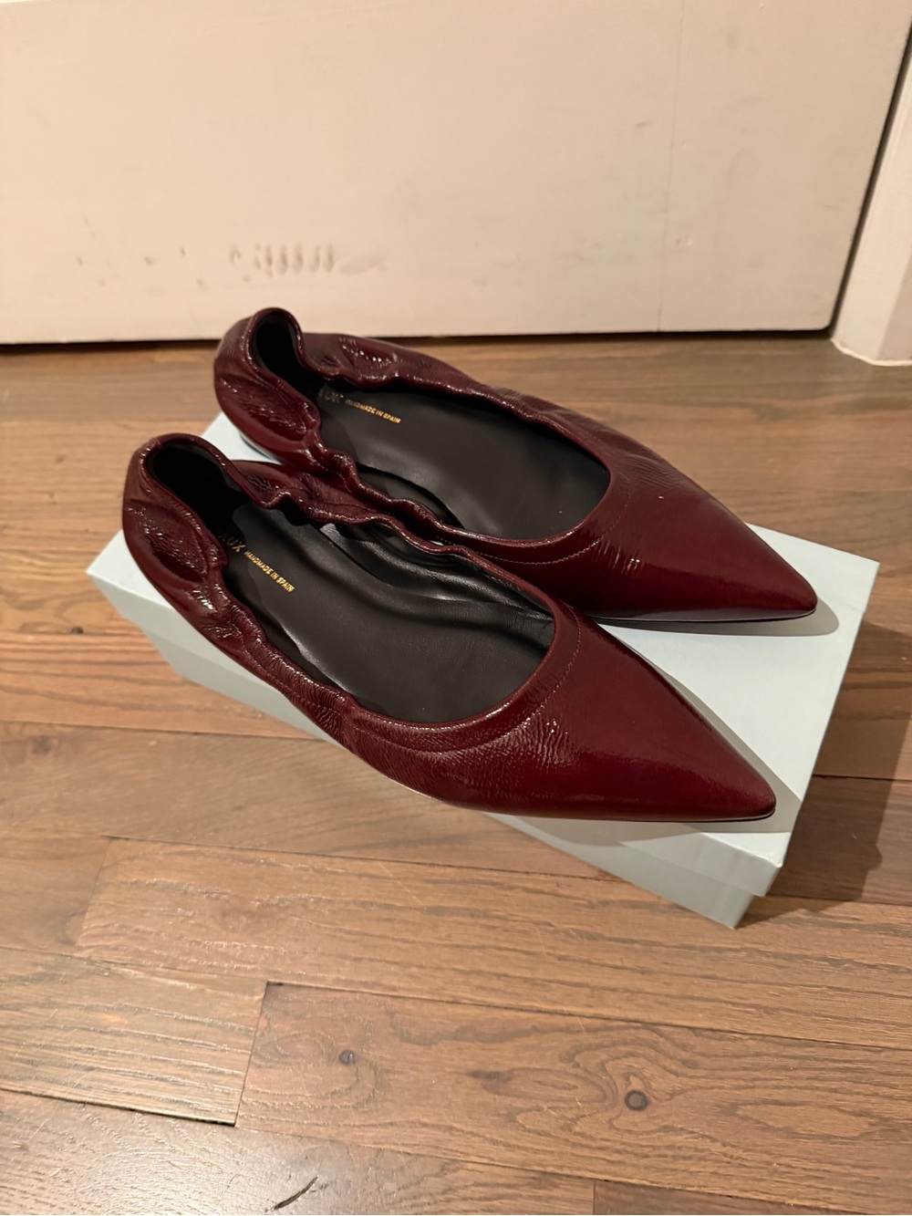 BNWT Margaux “ROMA” Wine Red Pointed-Toe Ballet Flats